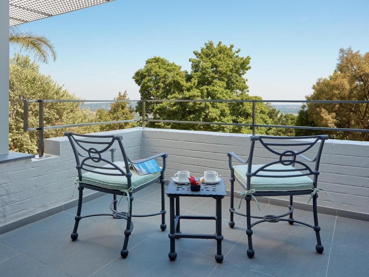 Гостевой дом The Cliffside Boutique Getaway Йоханнесбург Экстерьер фото